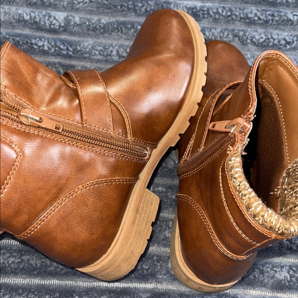 Wonder Nation Brown Kids Boots